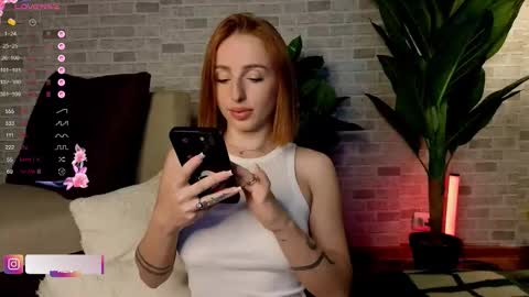 BabyyyLuna online show from 09-11-25, 02:11