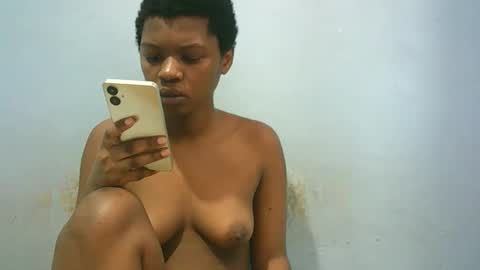 Snapshot of babyzuri chatting on 02-24-26, 08:12 Zuri online show from 02-24-26, 08:12