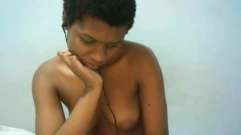 Snapshot of babyzuri chatting on 02-25-26, 07:01 Zuri online show from 02-25-26, 07:01