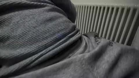 Snapshot of backfromashes chatting on 10-31-25, 07:37 Armin online show from 10-31-25, 07:37