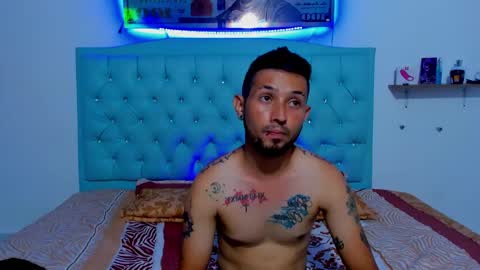 s   online show from 10-12-25, 10:20