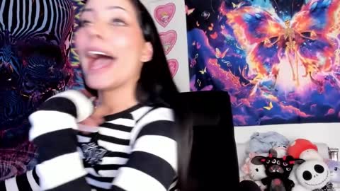 Snapshot of bad_cherry chatting on 01-26-25, 11:29 Bratty Lanita - independent online show from 01-26-25, 11:29