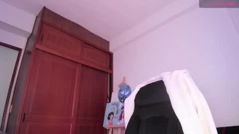 Snapshot of bad_cherry chatting on 10-13-25, 07:03 Bratty Lanita - independent online show from 10-13-25, 07:03