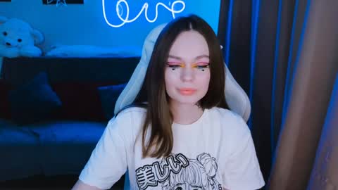 Snapshot of bad_girl009 chatting on 01-24-25, 05:32 Lin online show from 01-24-25, 05:32