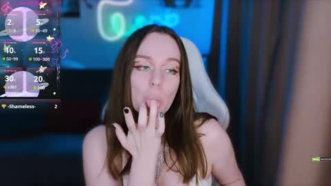 Snapshot of bad_girl009 chatting on 02-10-25, 06:56 Lin online show from 02-10-25, 06:56