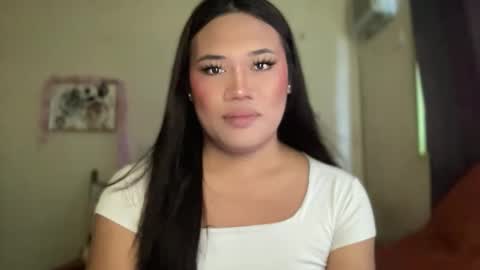 AMARA - FOLLOW ME AND THUMBS UP online show from 04-11-26, 12:48