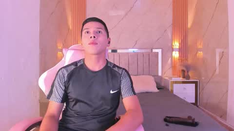 Snapshot of badangeloficial_ chatting on 03-17-26, 07:06 Angel online show from 03-17-26, 07:06