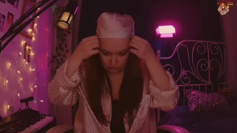 Franki online show from 01-15-25, 07:34