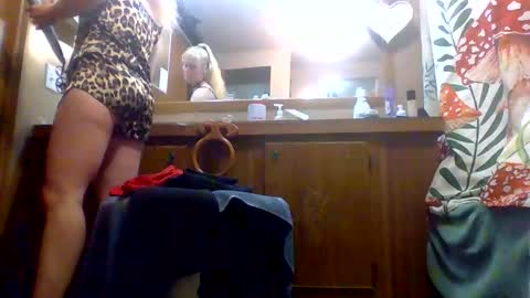 Badbitch520 online show from 04-20-26, 11:24