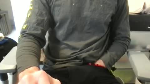 Snapshot of baddersguy13 chatting on 09-27-25, 10:42 baddersguy13 online show from 09-27-25, 10:42