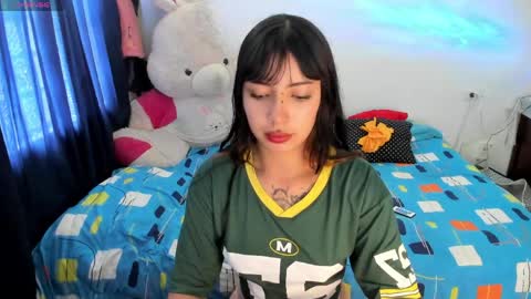 Snapshot of baddest_cat chatting on 05-12-26, 04:26 baddestcat online show from 05-12-26, 04:26