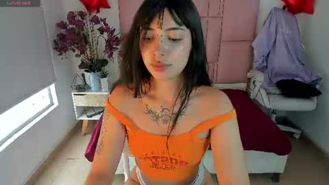 Snapshot of baddest_cat chatting on 06-13-26, 04:05 baddestcat online show from 06-13-26, 04:05