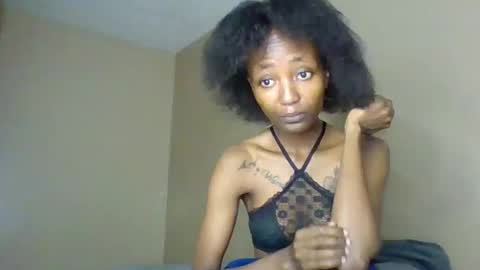 baddie_bunnie online show from 12-15-25, 01:54