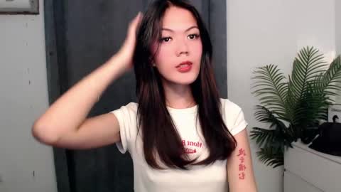 Snapshot of baddie_bunnyx chatting on 05-06-26, 12:32 Hello im your lovely Cheska online show from 05-06-26, 12:32