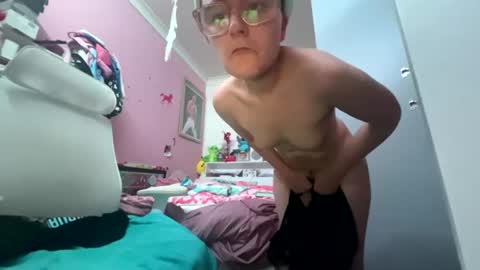 baddieprettypussy online show from 06-27-26, 11:37