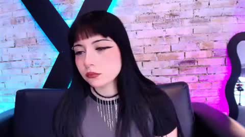 Snapshot of badeyesss chatting on 07-24-26, 11:30 BadEyesss online show from 07-24-26, 11:30
