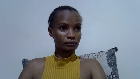 Snapshot of badgul_1 chatting on 10-12-25, 01:21 Princess Jojo online show from 10-12-25, 01:21