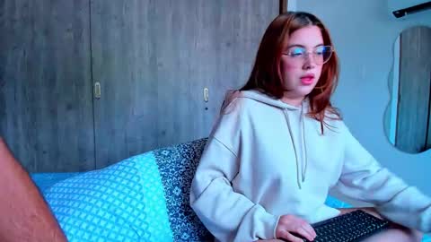 Snapshot of badgyal_ chatting on 03-10-25, 09:07 Beck and Rick online show from 03-10-25, 09:07