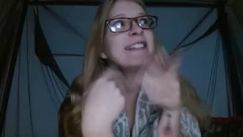 baeblondie online show from 11-19-25, 11:21