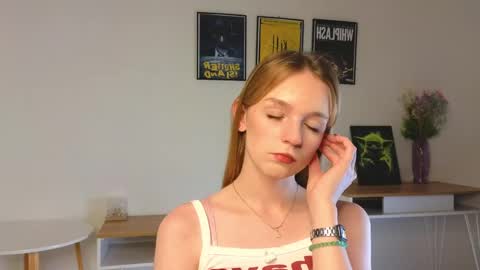 Kate online show from 05-29-26, 04:05