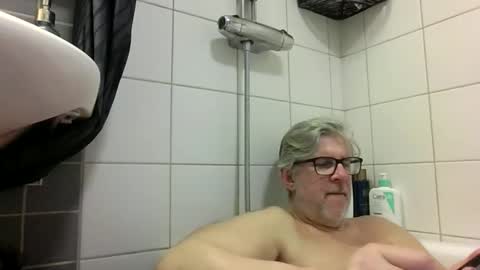 baggelina75 online show from 04-01-26, 06:49