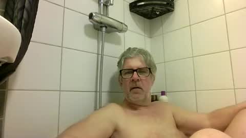 baggelina75 online show from 04-22-26, 07:04