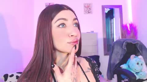 Snapshot of bahianawood chatting on 01-14-26, 01:39 bahianawood online show from 01-14-26, 01:39