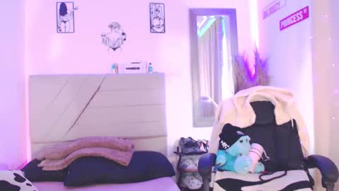 Snapshot of bahianawood chatting on 02-25-26, 02:05 bahianawood online show from 02-25-26, 02:05