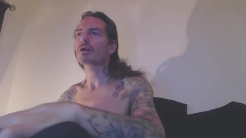 Bailey online show from 03-29-26, 01:05