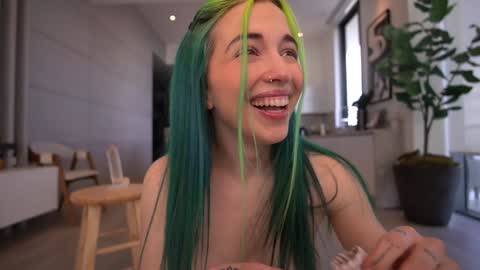 Snapshot of bailey_eilish chatting on 01-09-26, 05:15 Bailey online show from 01-09-26, 05:15