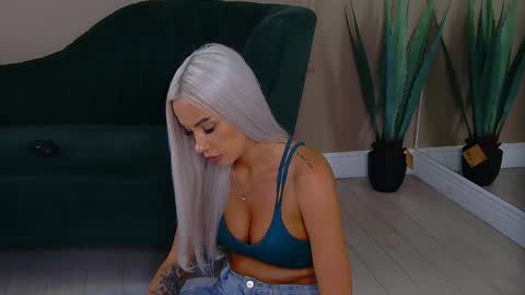 bailey_rush online show from 09-11-25, 01:11