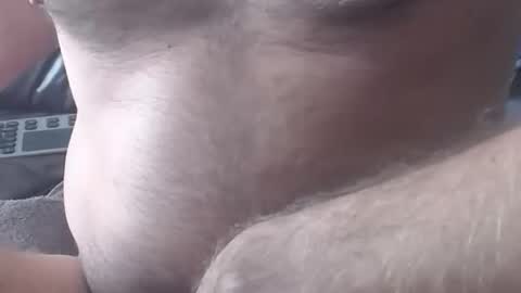 Snapshot of baker305 chatting on 11-28-25, 06:43 baker305 online show from 11-28-25, 06:43