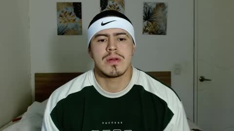 Snapshot of baltazardupont chatting on 01-09-25, 12:41 Andres - online show from 01-09-25, 12:41