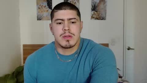 Snapshot of baltazardupont chatting on 01-10-25, 12:58 Andres - online show from 01-10-25, 12:58