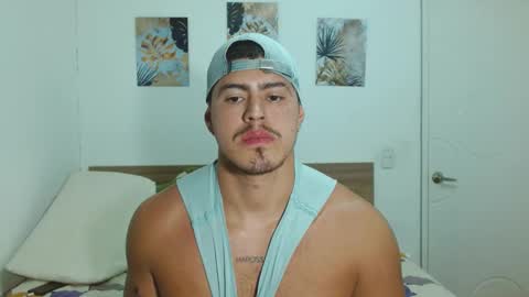 Snapshot of baltazardupont chatting on 01-29-25, 02:51 Andres - online show from 01-29-25, 02:51