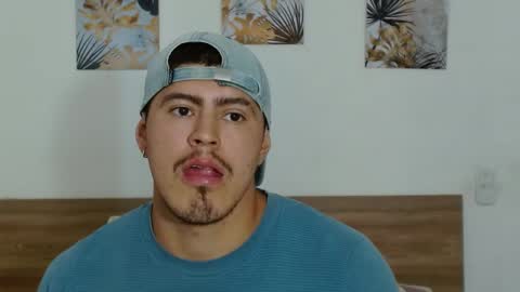 Snapshot of baltazardupont chatting on 01-29-25, 02:42 Andres - online show from 01-29-25, 02:42