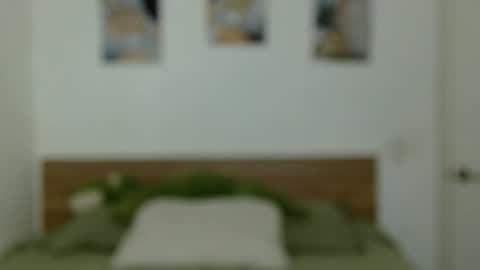 Snapshot of baltazardupont chatting on 02-07-25, 12:28 Andres - online show from 02-07-25, 12:28