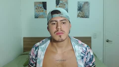 Snapshot of baltazardupont chatting on 02-11-25, 05:26 Andres - online show from 02-11-25, 05:26