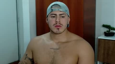 Snapshot of baltazardupont chatting on 02-25-25, 02:25 Andres - online show from 02-25-25, 02:25