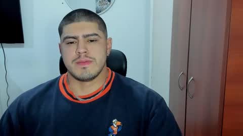 Snapshot of baltazardupont chatting on 09-25-25, 10:52 Andres - online show from 09-25-25, 10:52