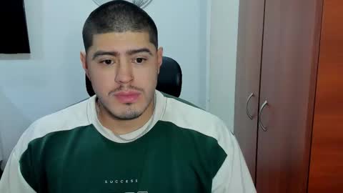 Snapshot of baltazardupont chatting on 09-27-25, 11:37 Andres - online show from 09-27-25, 11:37