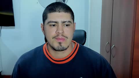 Snapshot of baltazardupont chatting on 10-30-25, 02:57 Andres - online show from 10-30-25, 02:57