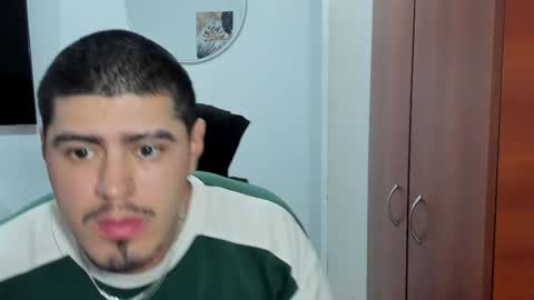 Snapshot of baltazardupont chatting on 11-01-25, 02:46 Andres - online show from 11-01-25, 02:46