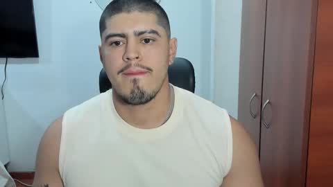 Snapshot of baltazardupont chatting on 11-06-25, 10:38 Andres - online show from 11-06-25, 10:38