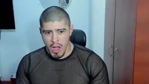 Snapshot of baltazardupont chatting on 11-27-25, 10:39 Andres - online show from 11-27-25, 10:39