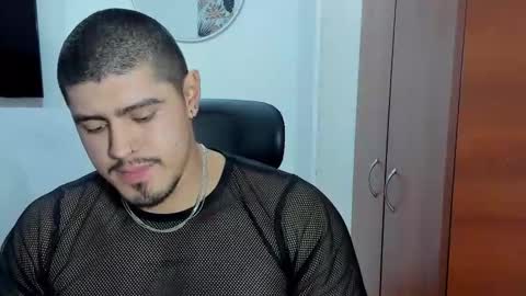 Snapshot of baltazardupont chatting on 12-04-25, 02:26 Andres - online show from 12-04-25, 02:26