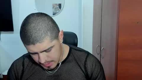 Snapshot of baltazardupont chatting on 12-15-25, 10:41 Andres - online show from 12-15-25, 10:41