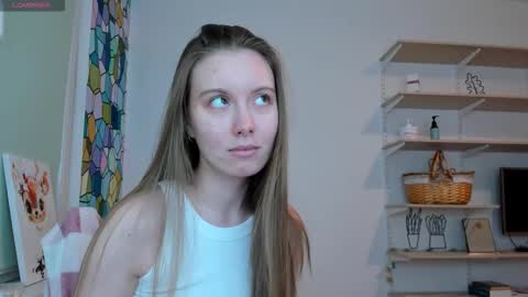 Snapshot of bam_bi chatting on 10-30-25, 09:48 Kira online show from 10-30-25, 09:48