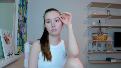 Snapshot of bam_bi chatting on 11-04-25, 01:38 Kira online show from 11-04-25, 01:38