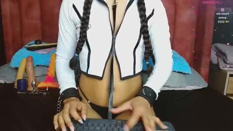 Arianna   online show from 10-10-25, 08:08